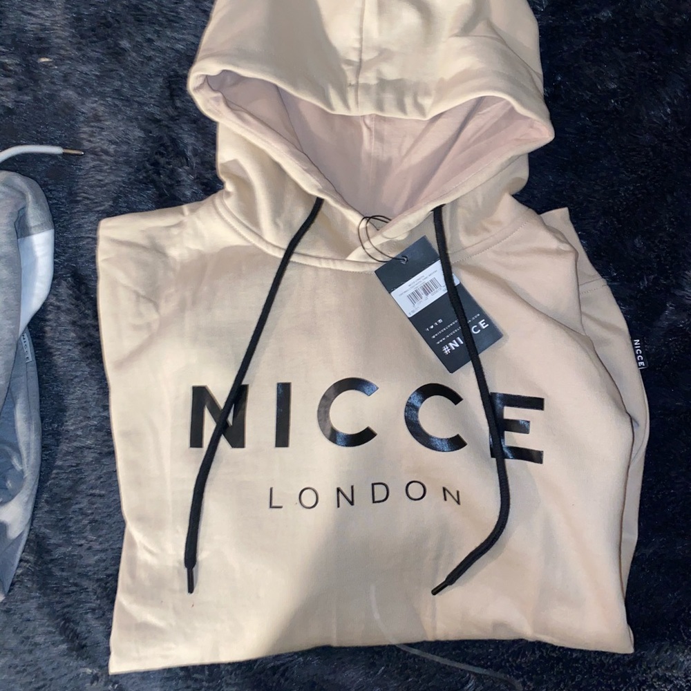 NICCE men’s hoodie size M *NWT* super soft